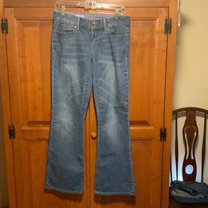 Gap 1969 perfect boot jeans in size 27/4P